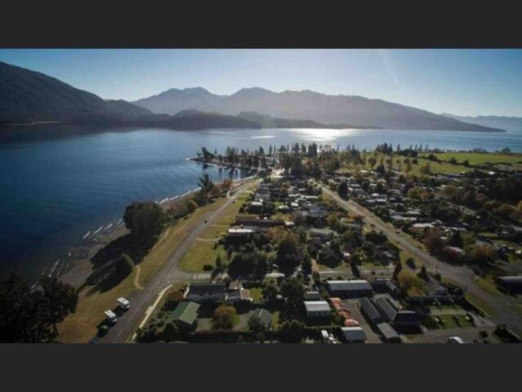 Te Anau Holiday Home - Free Wifi - Free Bikes & Kayaks - Short Walk To Lake & Town - Top Views Exterior foto