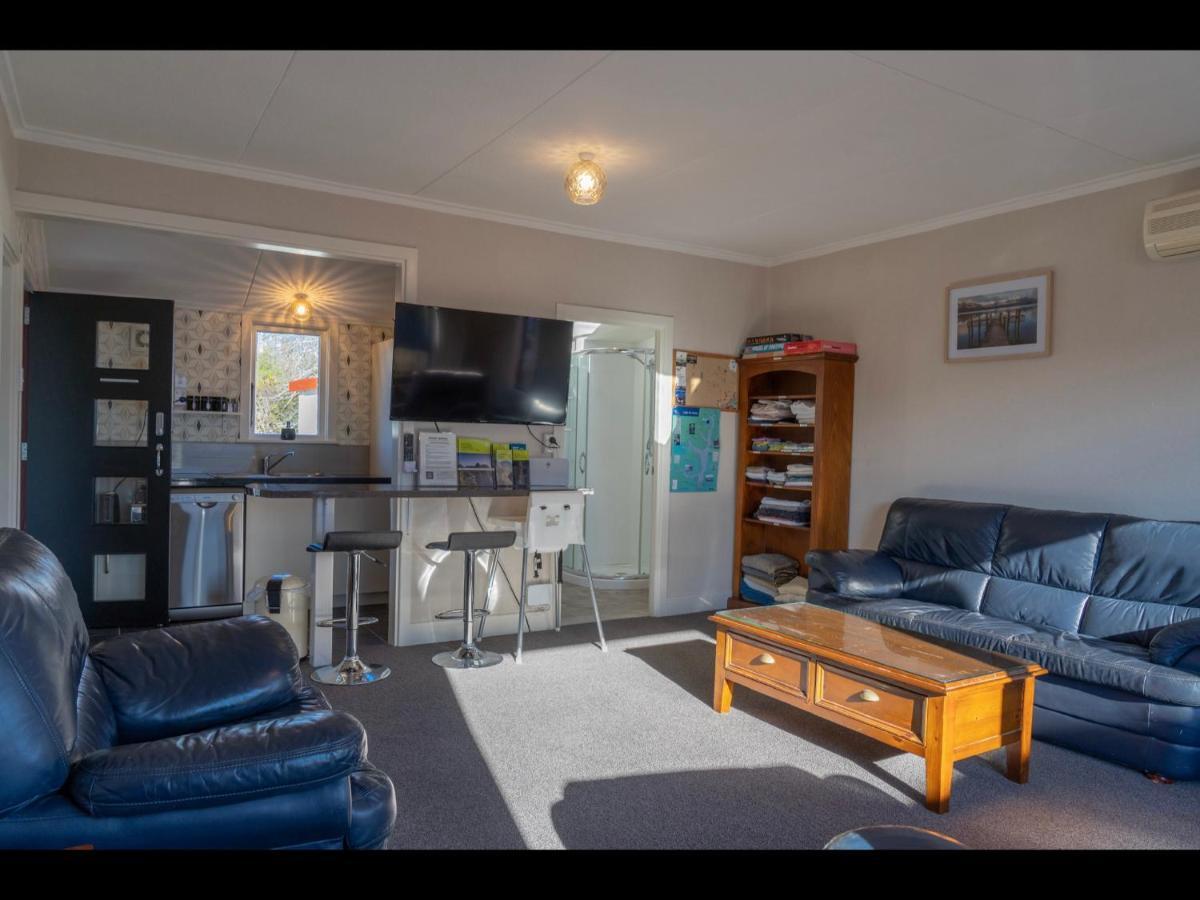 Te Anau Holiday Home - Free Wifi - Free Bikes & Kayaks - Short Walk To Lake & Town - Top Views Exterior foto