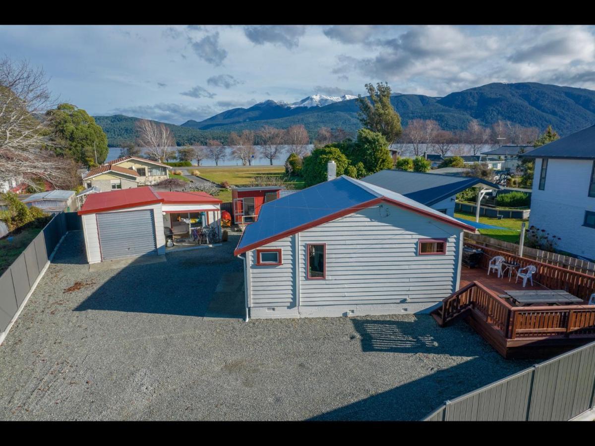 Te Anau Holiday Home - Free Wifi - Free Bikes & Kayaks - Short Walk To Lake & Town - Top Views Exterior foto